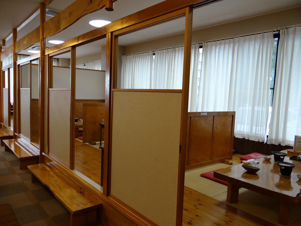 Ishiuchi Yungparunas Hotel Minamiuonuma Exterior photo