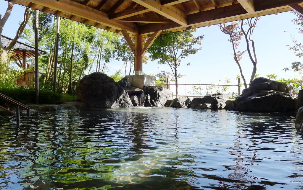 Ishiuchi Yungparunas Hotel Minamiuonuma Exterior photo